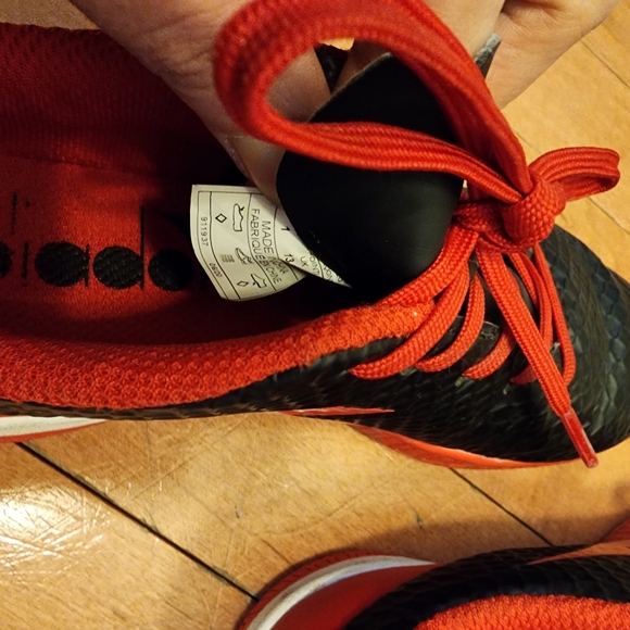 Boys soccer shoes - Picture 3 of 3